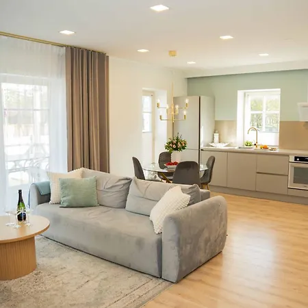 Castella Appartement *