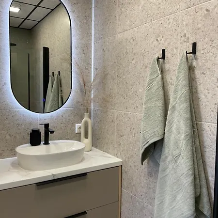 Castella Apartman *
